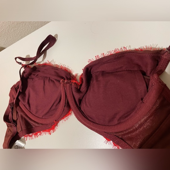 LBC push-up: Little Bra Company lace red bra 34C - Picture 6 of 6